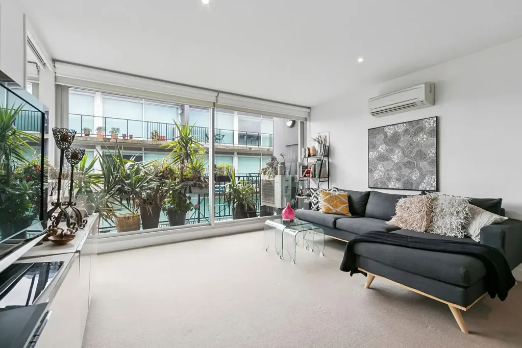 Glen Iris 2部屋 Bright, North-Facing, Light Filled Two Bedroom in the Heart of Glen Iris