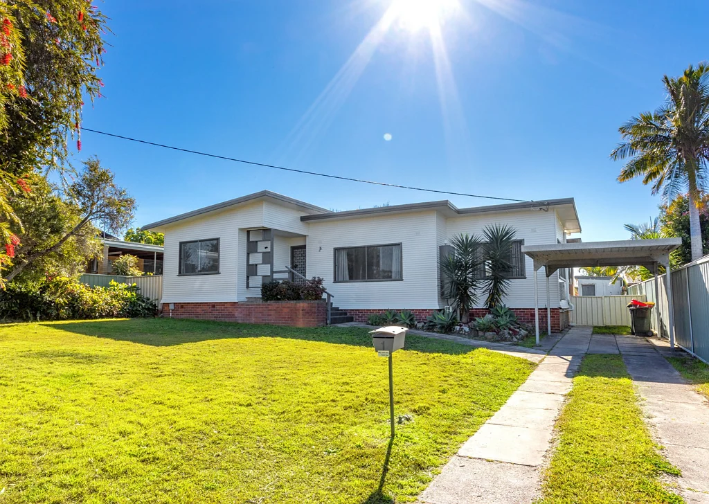1 Maiden Avenue, Taree, NSW 2430