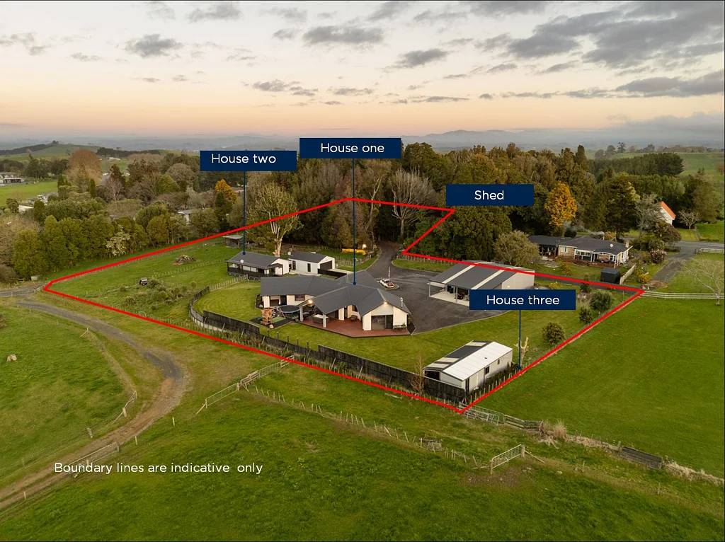 Pukeatua  Three dwellings and substantial shedding