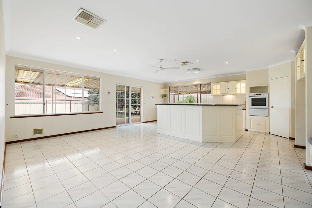 1 Sheoak Close, Beechboro, WA 6063