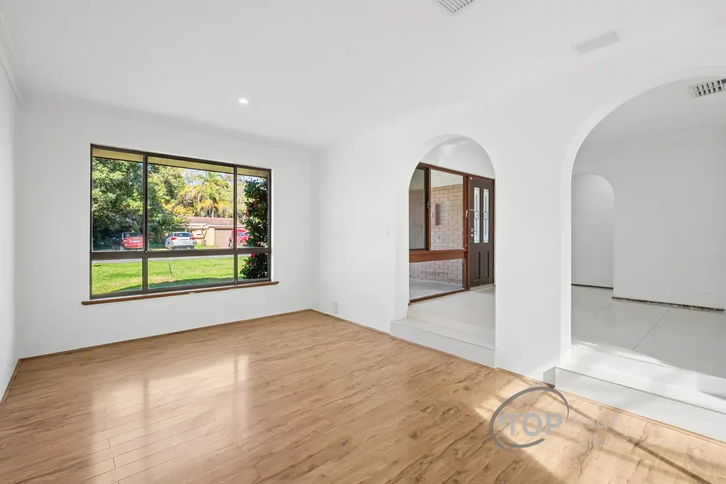 Thornlie 5房  MUST BE SOLD! UPDATED SPACIOUS FAMILY HOME