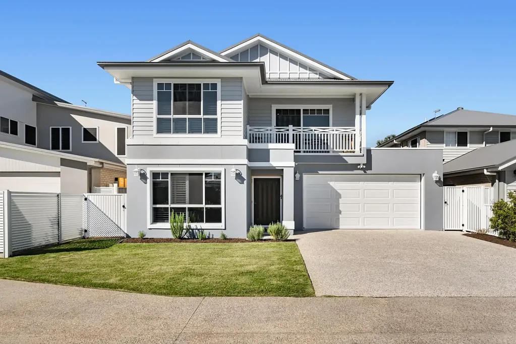 Wellington Point 4ਬੈੱਡਰੂਮ Hamptons elegance meets coastal calm in a premium family retreat