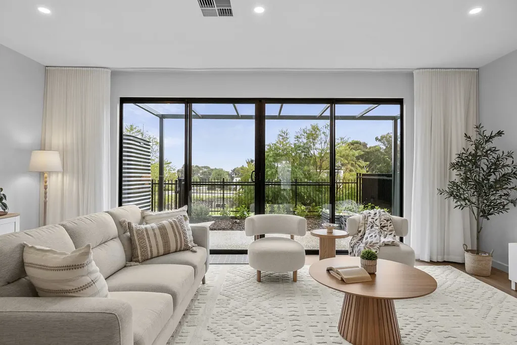 Woodforde 3कमरा Parkside Torrens Title Luxury with Direct Reserve Access