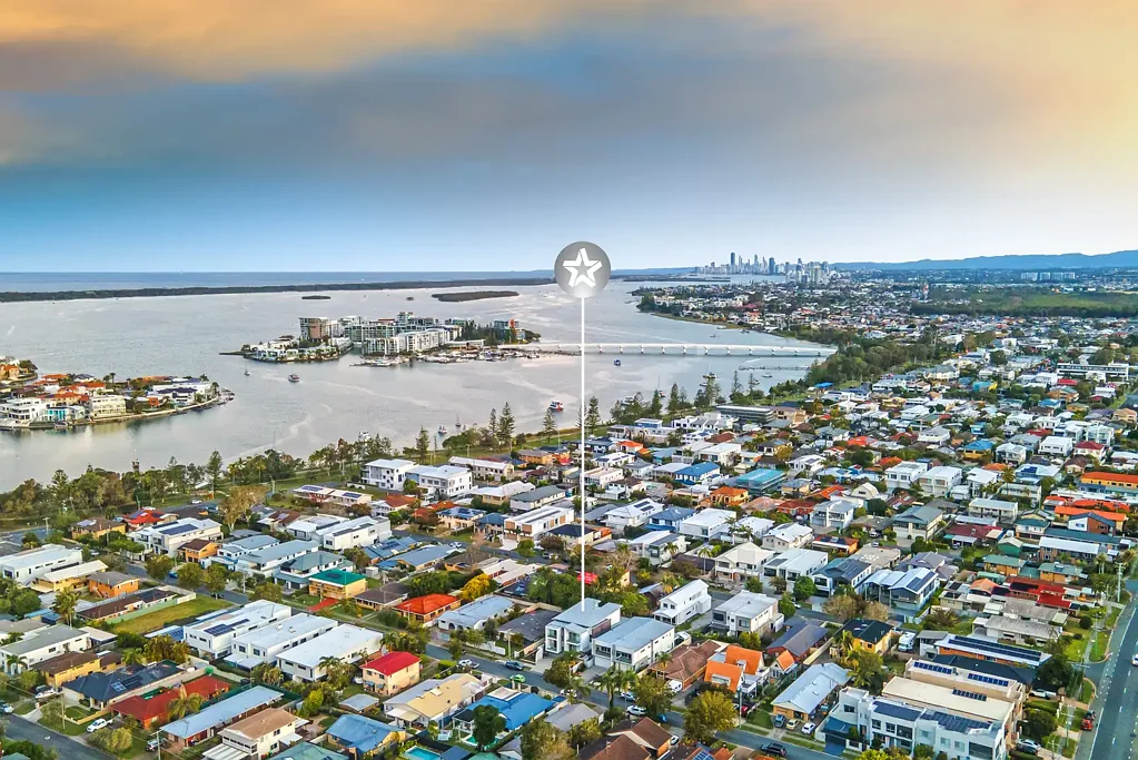 Paradise Point 4房  Elegant Designer Duplex in a Premier Waterside Position