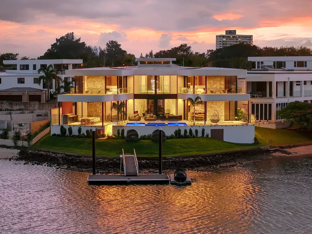 Broadbeach Waters 6 Bedroom Position, Perspective and Presence - A Point Position Waterfront Masterpiece
