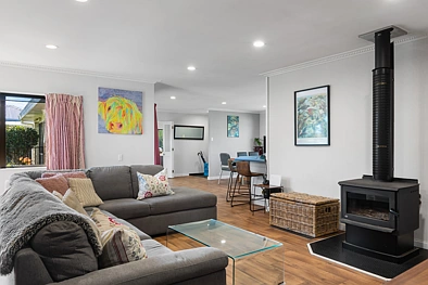 लिविंग रूम - 712 Aberdeen Road, Te Hapara, Gisborne