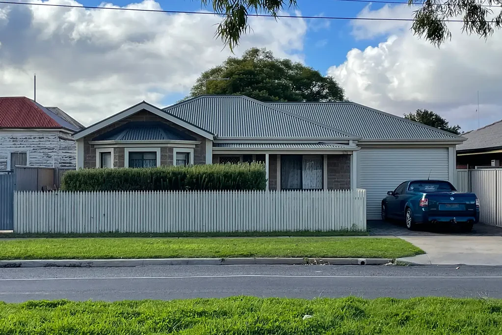 Close to CBD.
