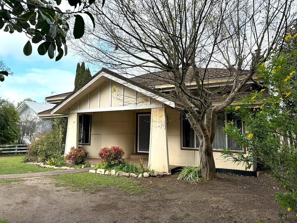 30 Mottram Street, Manjimup, WA 6258