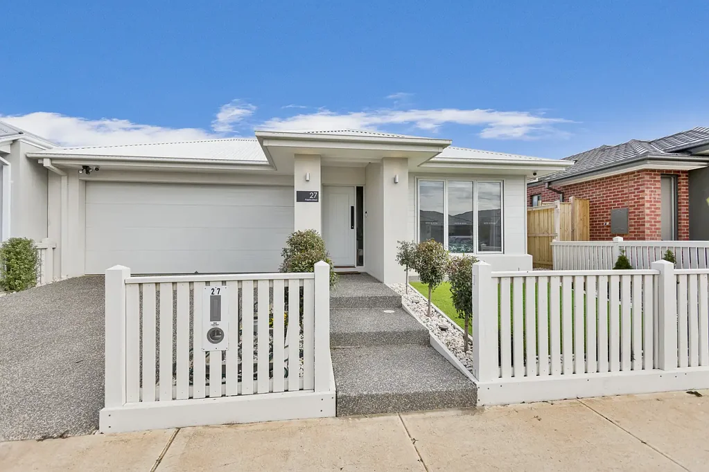 GORGEOUS MAMBOURIN HOME FOR RENT
