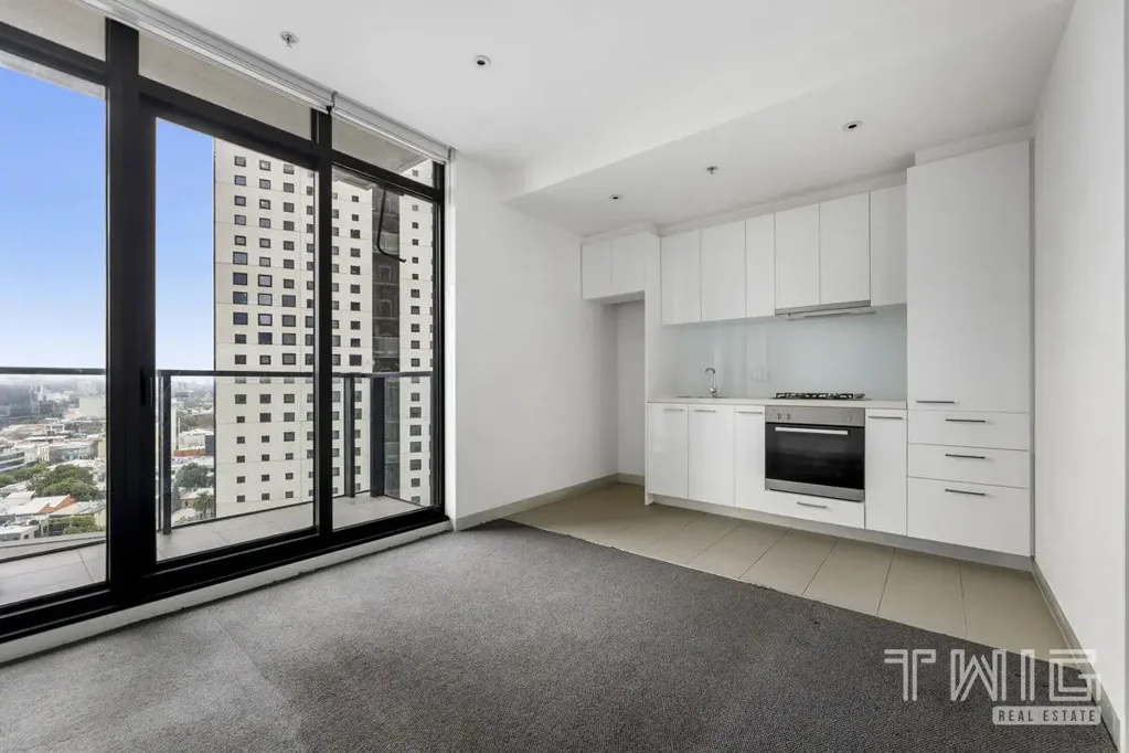 Modern Southbank Living with Resort-Style Facilities