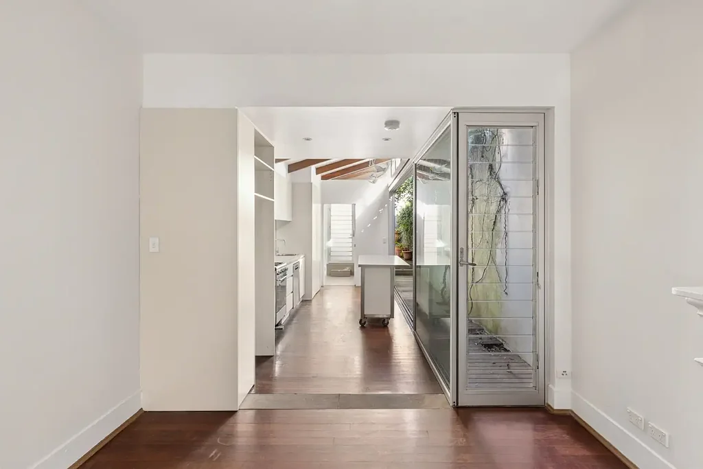 Renovated terrace close to Oxford Street