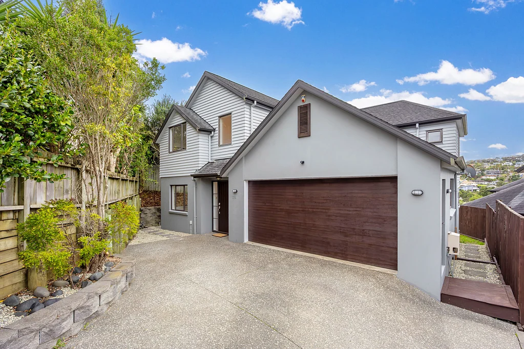 Gulf Harbour 4 Bedroom Refurbished and Ready to Go