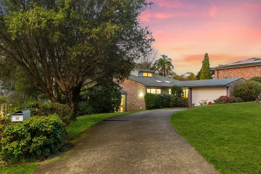 West Pennant Hills 5房 现代家庭生活乐园 Contemporary Family Lifestyle Haven