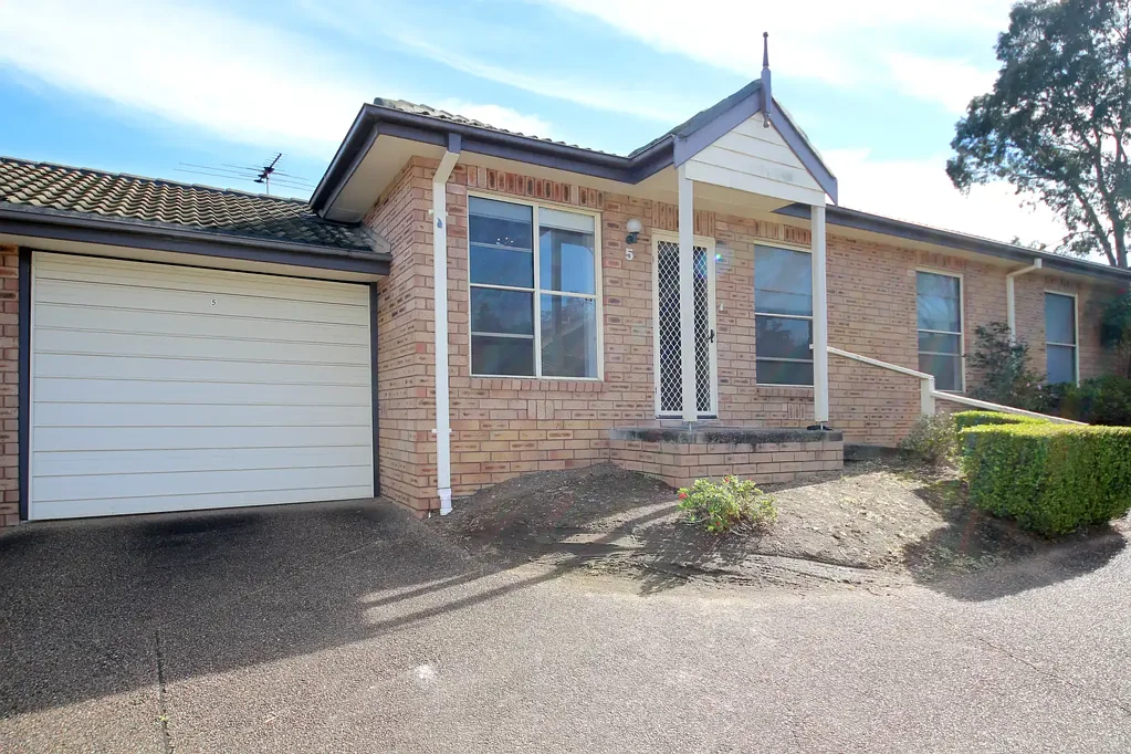 Spacious & Newly Renovated Three Bedrooms Villa