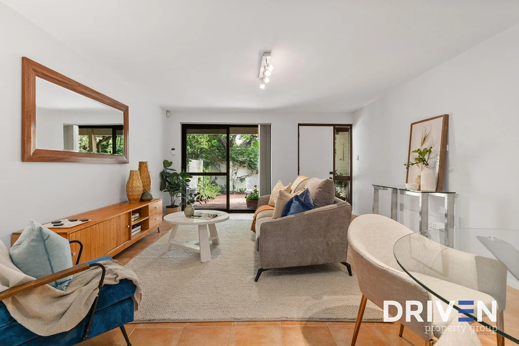 16/170 Labouchere Road, Como, WA 6152