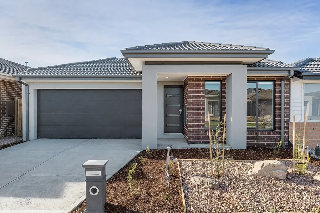 Lovely Home in Featherbrook