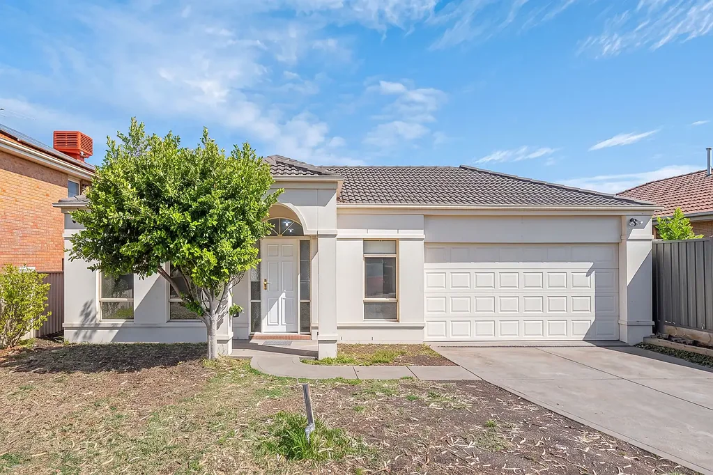 Roxburgh Park 3Kwarto Great Family Home in a Prime Location!