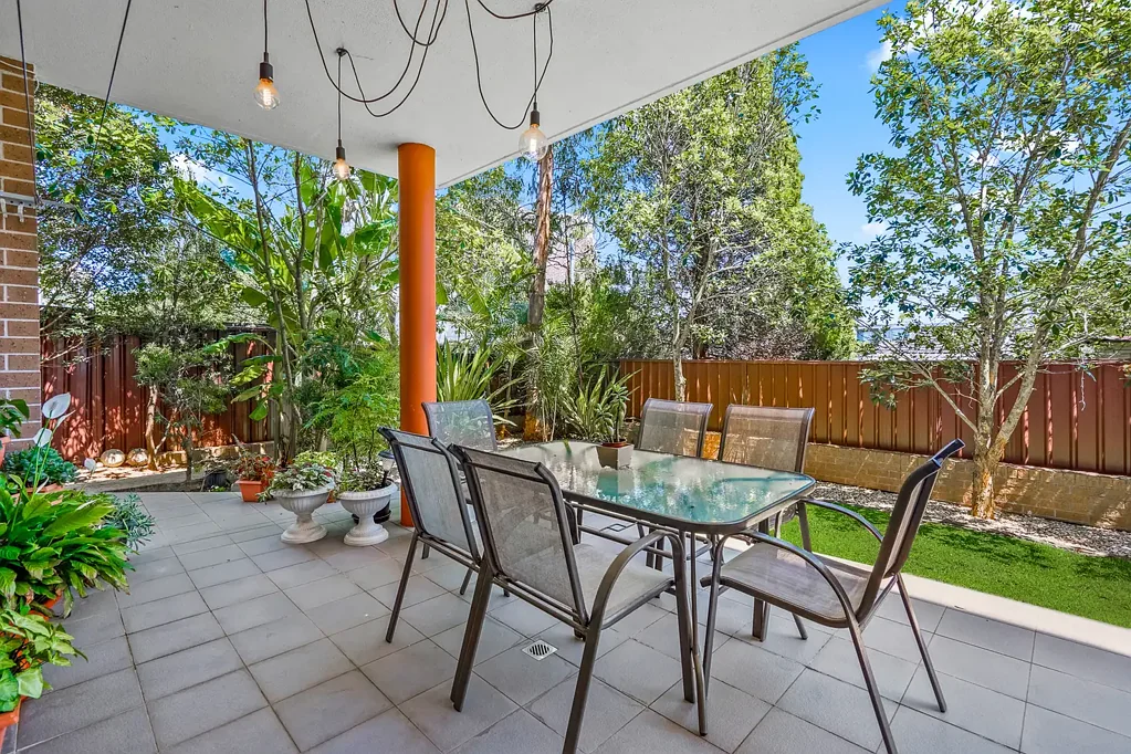 1/66-68 Lawrence Street, Peakhurst, NSW 2210