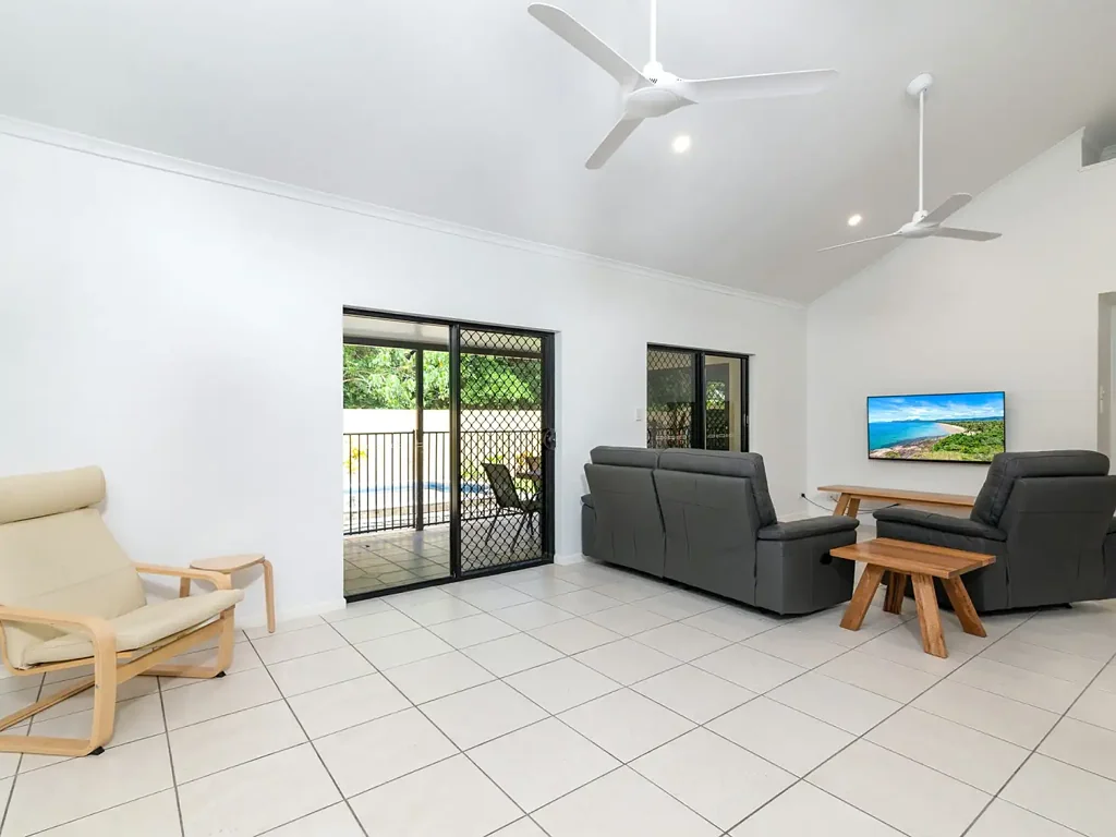 APPROVED TENANT | PENDING PAYMENT