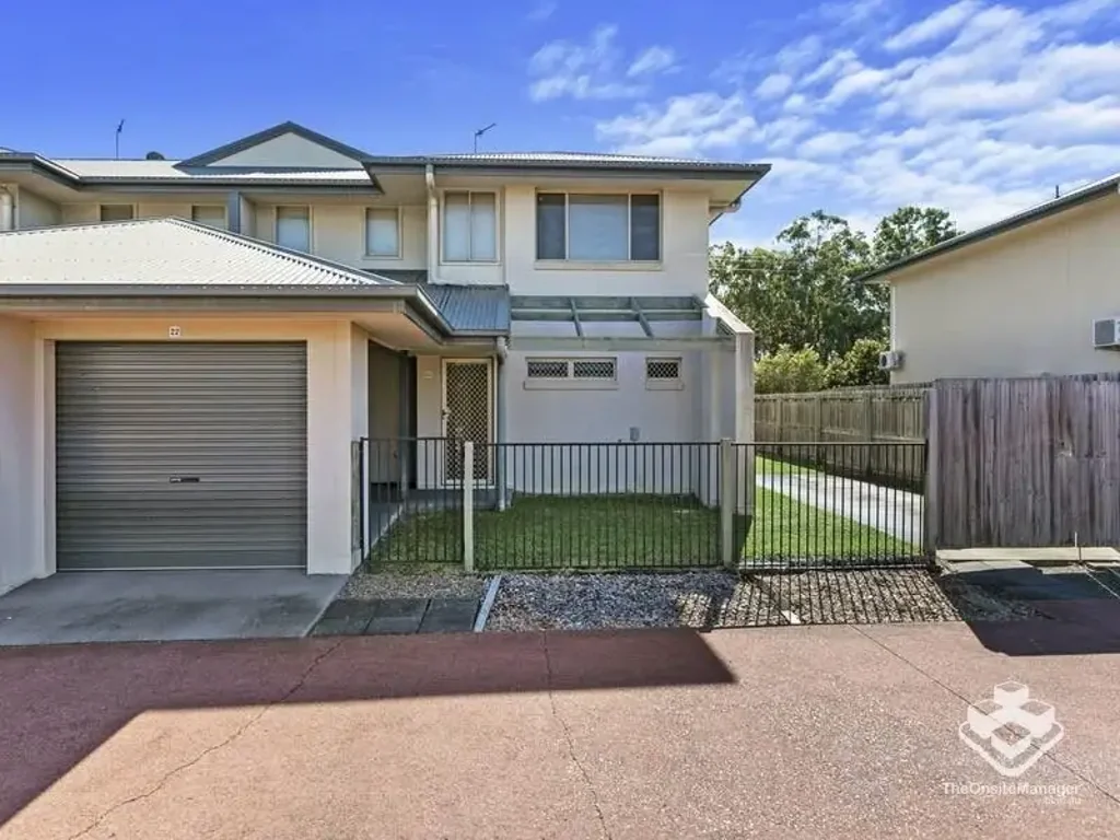 Essentially Furnished 3 Bedroom Townhouse in Eli Waters