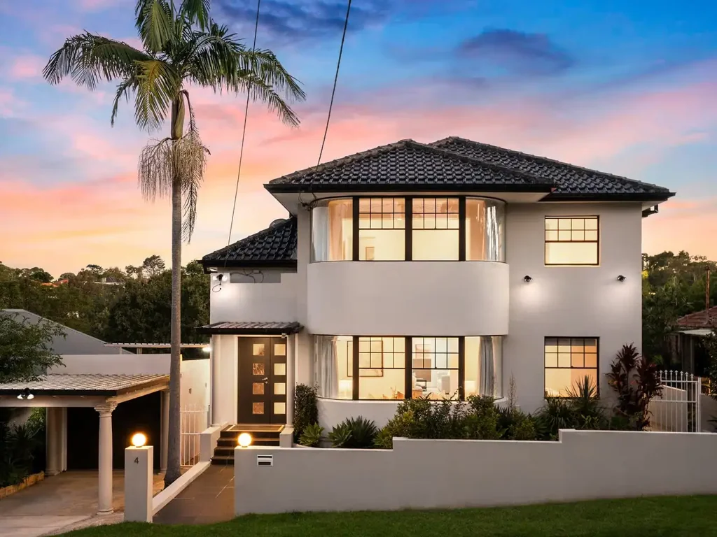 Castlecrag 5침실 Spacious modern family home in quiet Castlecrag crescent