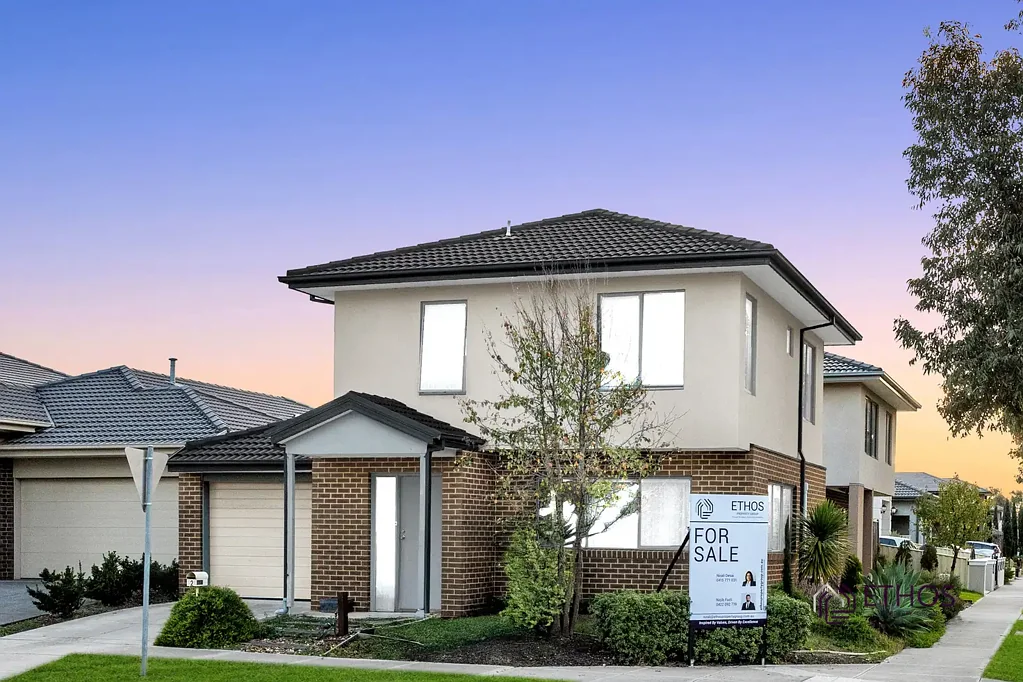 Point Cook 3ਬੈੱਡਰੂਮ A Bright Beginning in the Heart of Point Cook