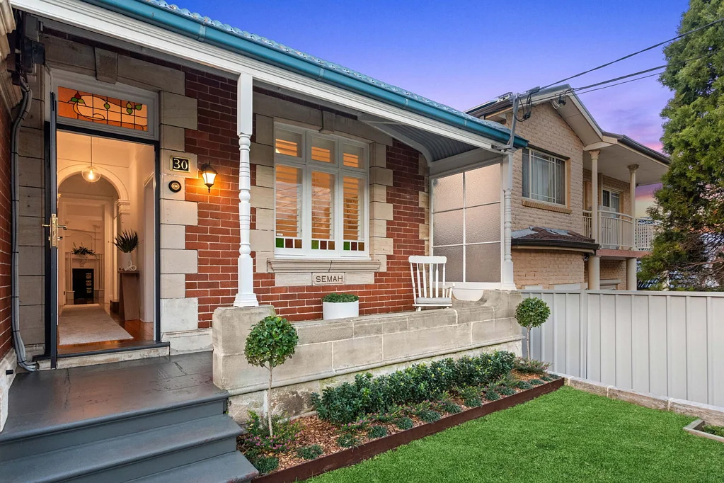 30 Cronulla Street, Carlton, NSW 2218