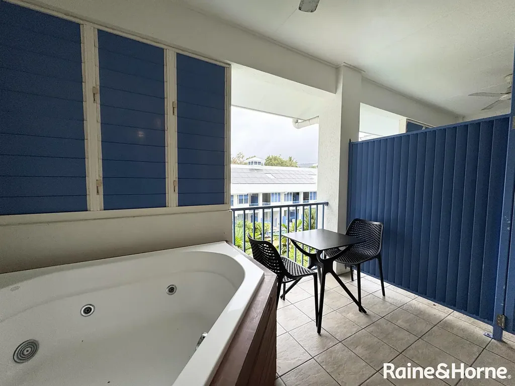 STUDIO : 1 BATHROOM : FULLY FURNISHED : RESORT SYTLE LIVING