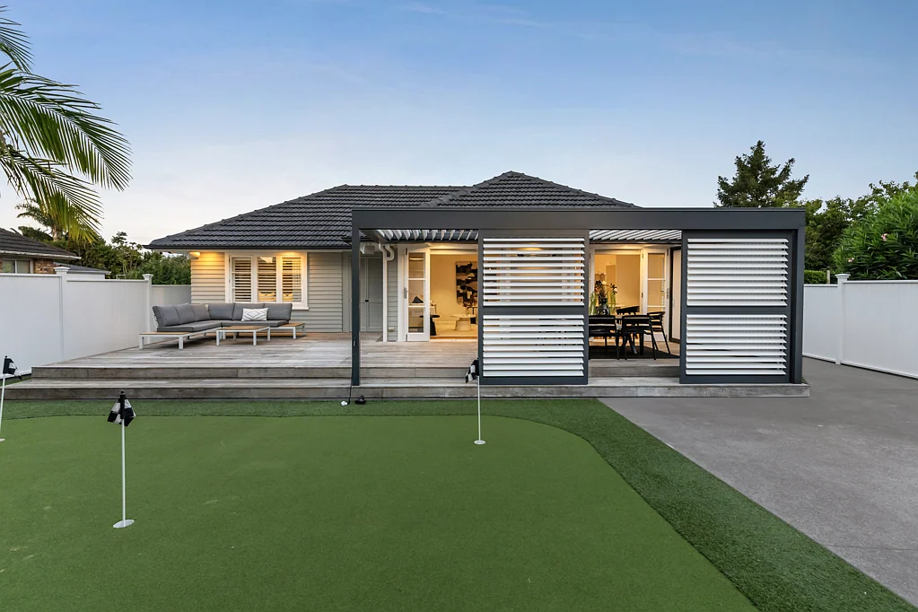 76 Neil Avenue, Te Atatu Peninsula, Waitakere City, Auckland