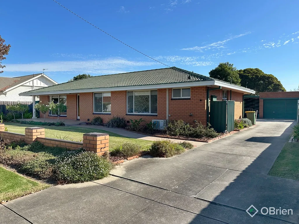 Bairnsdale 3 Bedroom Central Bairnsdale Beauty