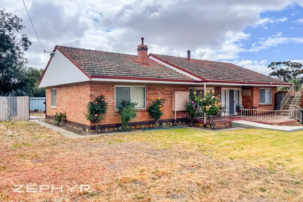73 Blantyre Street, Katanning, WA 6317
