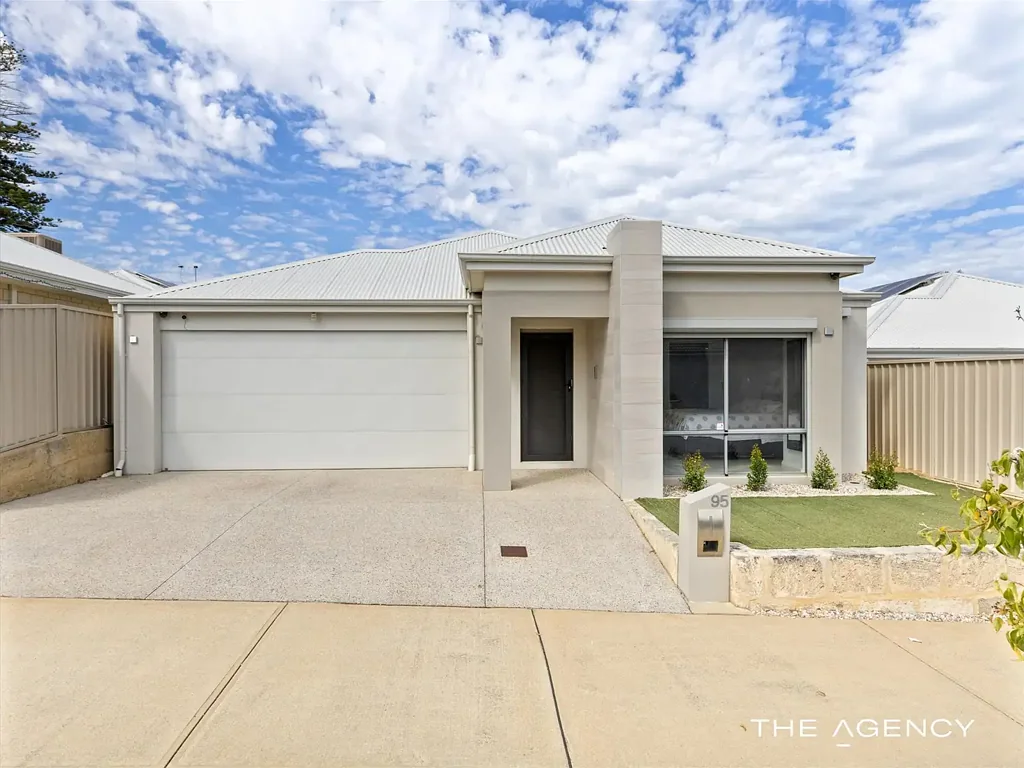 Spearwood 4ห้องนอน Modern Family Living with Entertainer’s Appeal