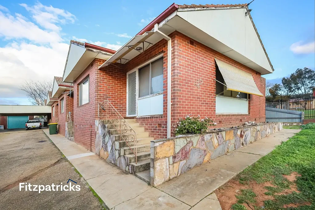 Freshly Renovated Unit in Prime Turvey Park Location
