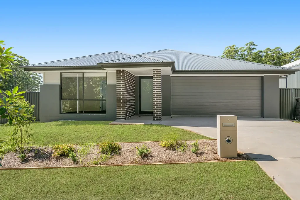 Port Macquarie 4ห้องนอน Brand New , Ready for You.