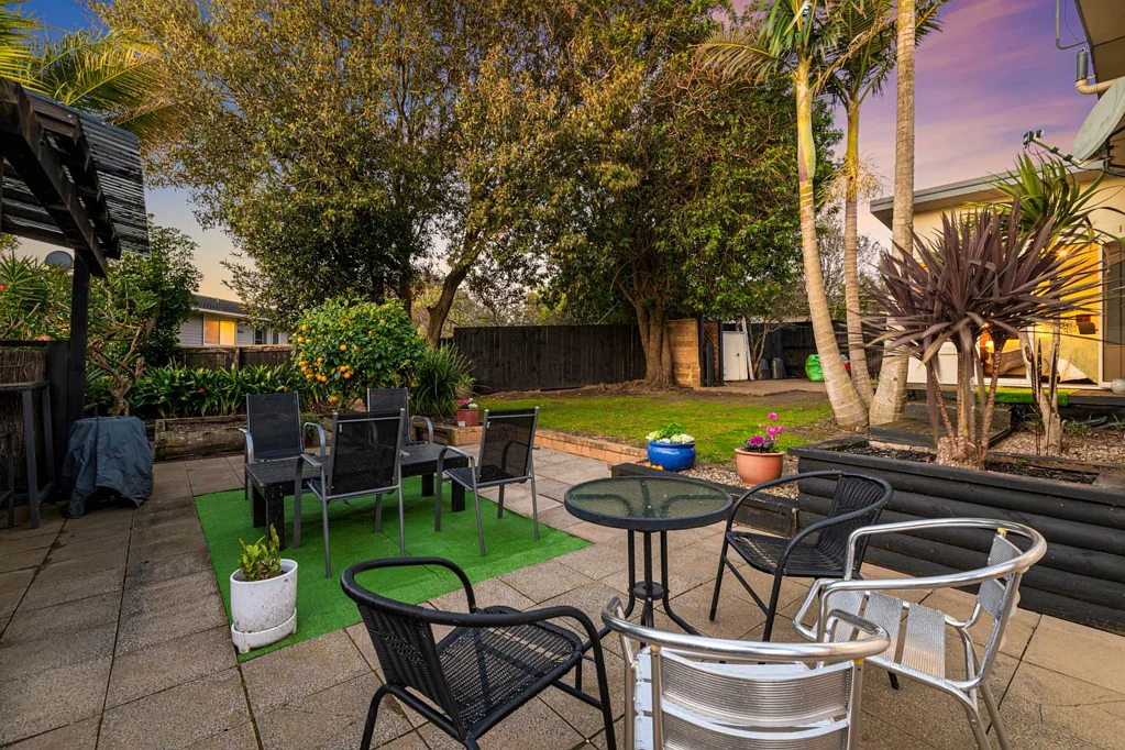 Pakuranga Heights 4chambre Freehold Section; Large Home; Excellent Schools