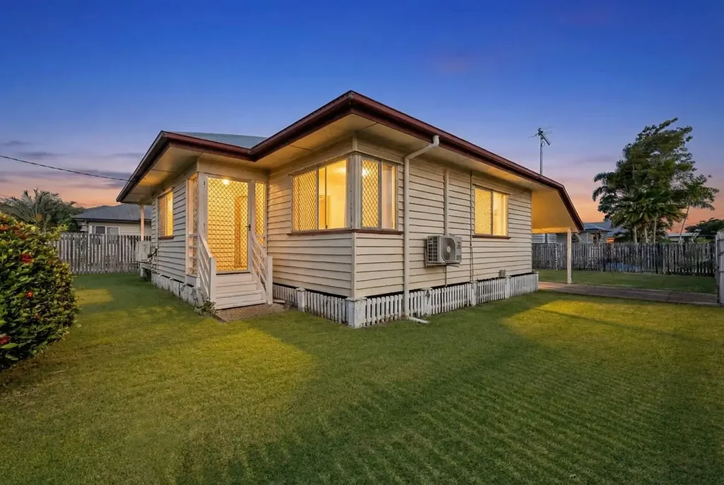 258 Dunbar Street, Koongal, QLD 4701