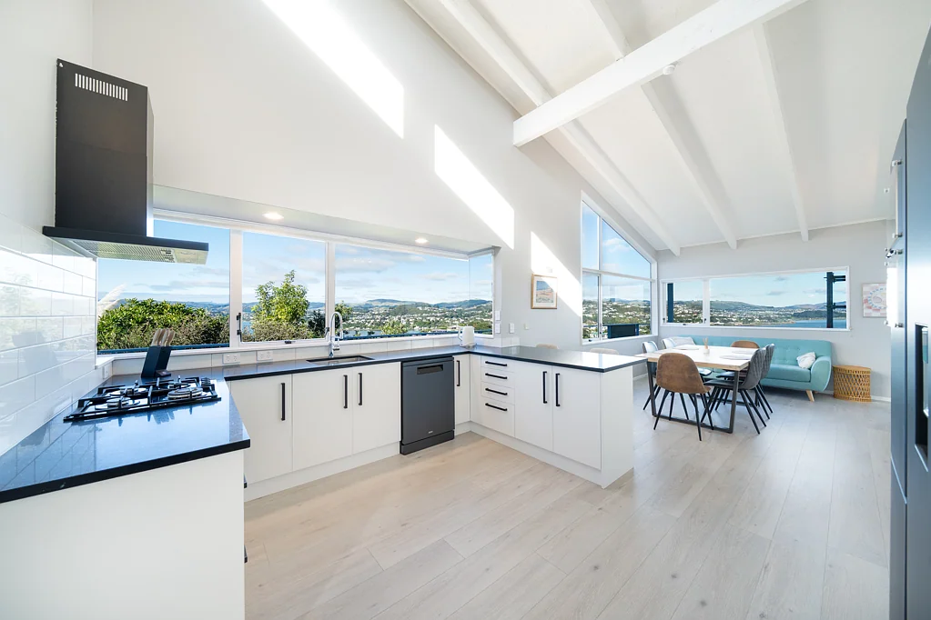 Camborne 4房  PANORAMIC LIVING, EVERYDAY ESCAPE