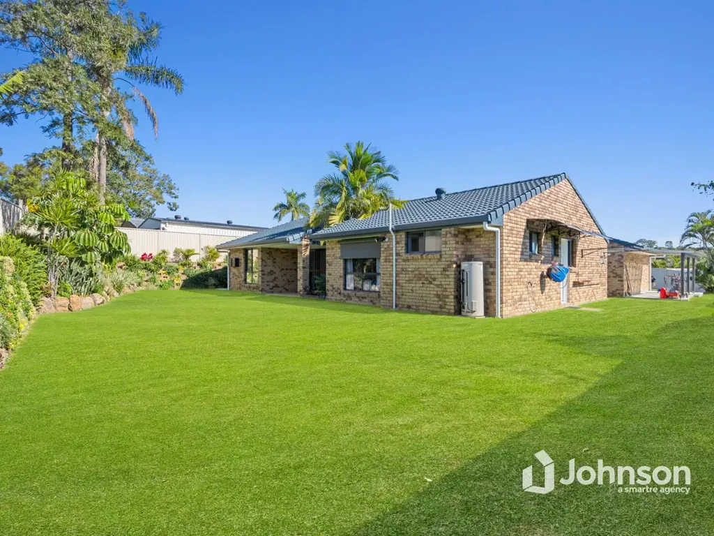 Oxenford 4房  Flat, Fresh and Fully Renovated