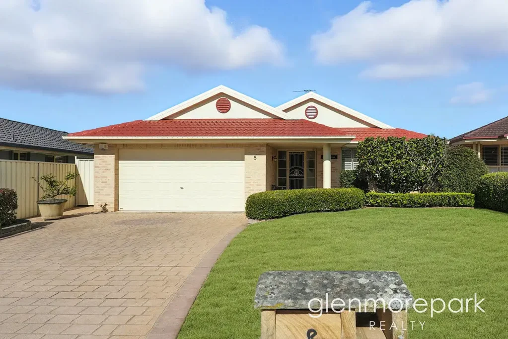 8 Minnek Close, Glenmore Park, NSW 2745