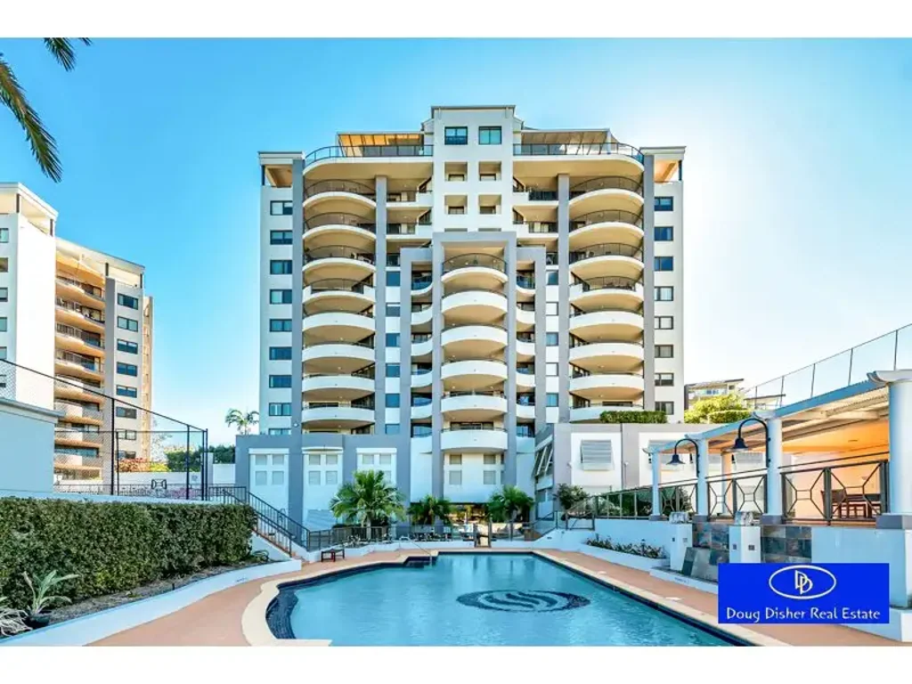 Modern 2-Bedroom Apartment with River Views – Available Now in Oasis!