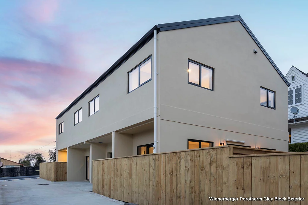 Te Atatu South 3कमरा Built Different – Boutique Porotherm Homes