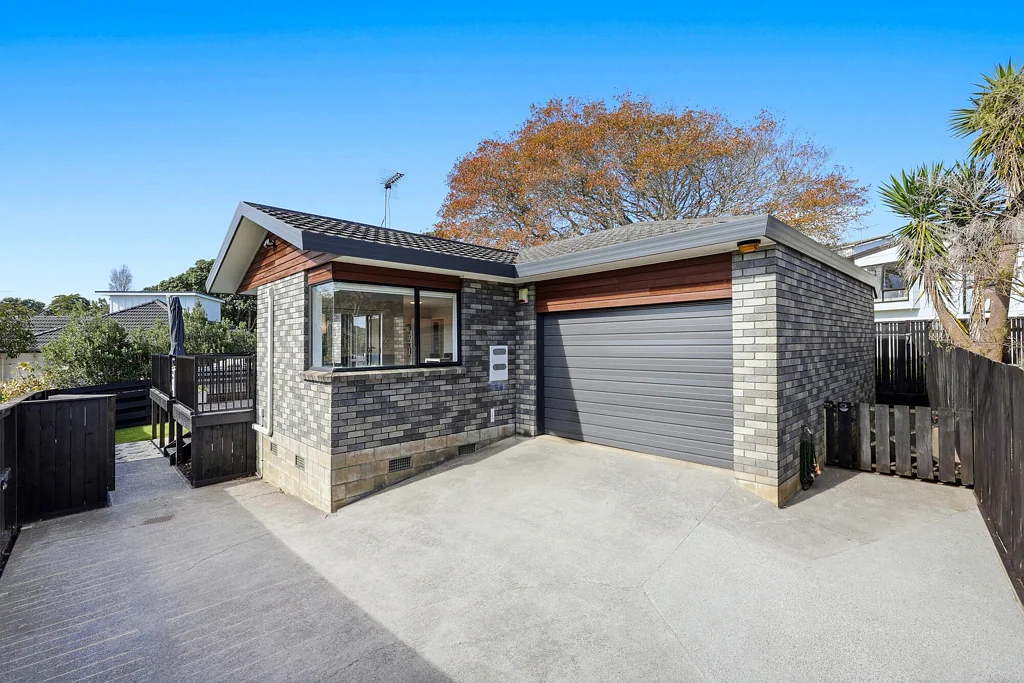 Shelly Park 2房  A New Journey Begins - Secure Yours Today!