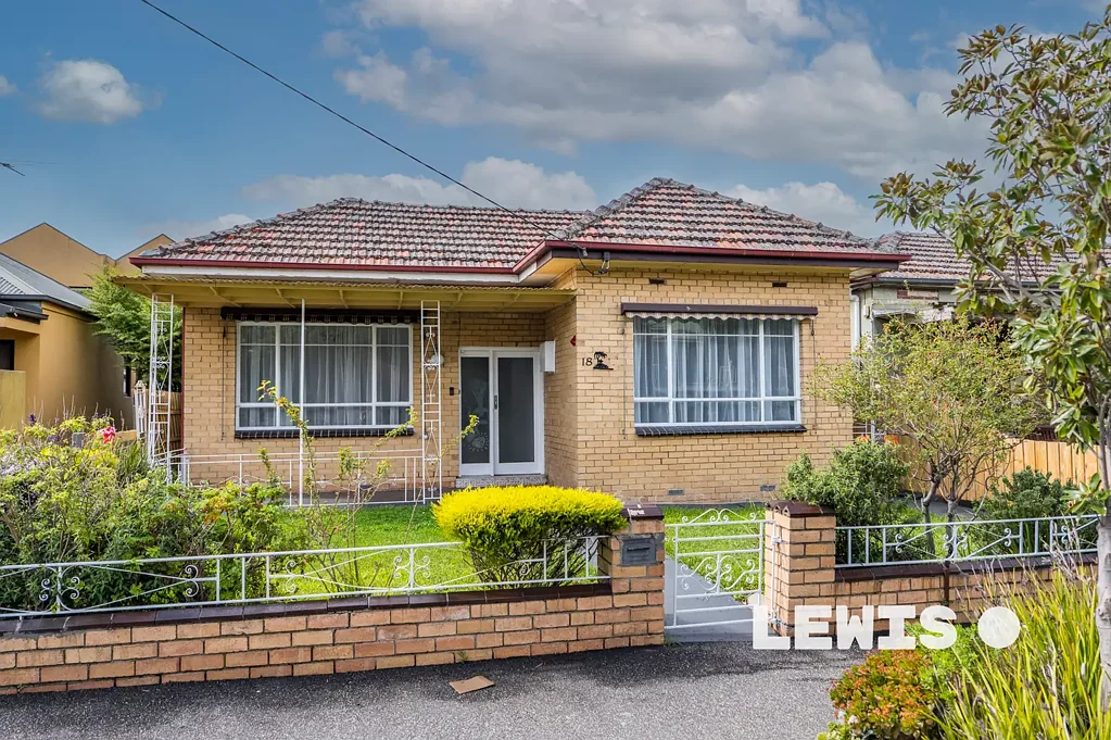 Brunswick 3ਬੈੱਡਰੂਮ Timeless Character Meets Modern Comfort in the Heart of Brunswick