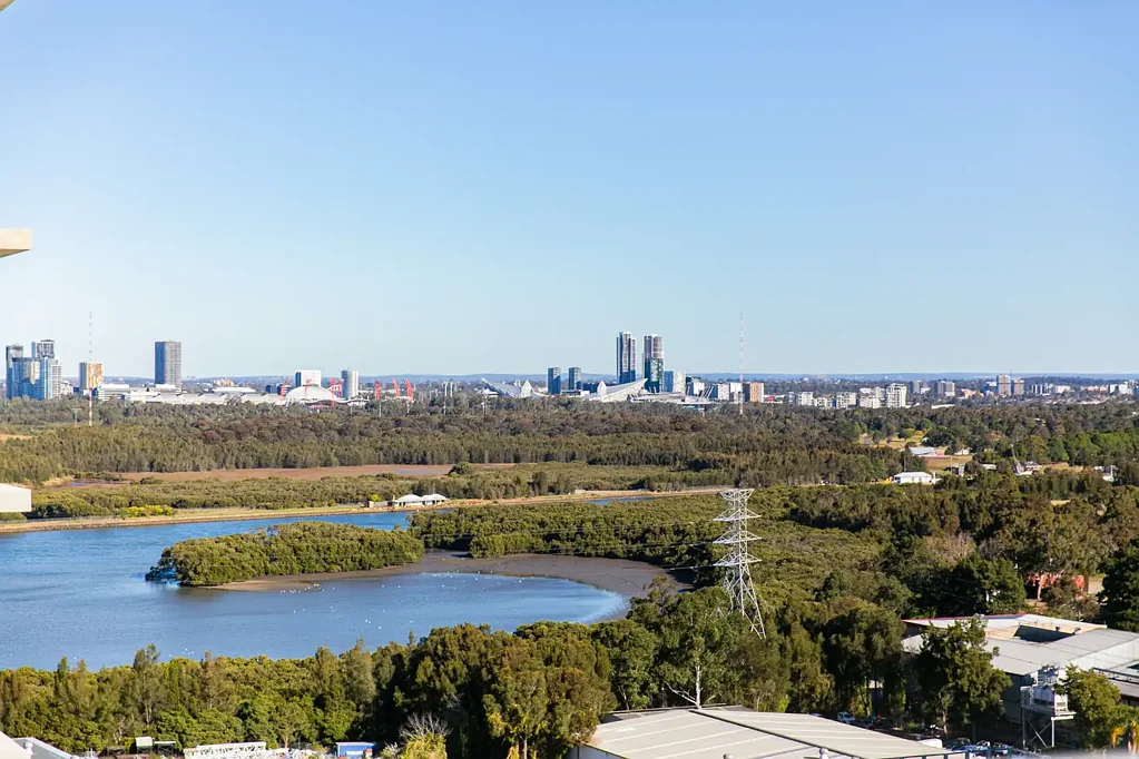 Brand NEW| Water Scenic View| Luxury Living| Unbeatable Connectivity