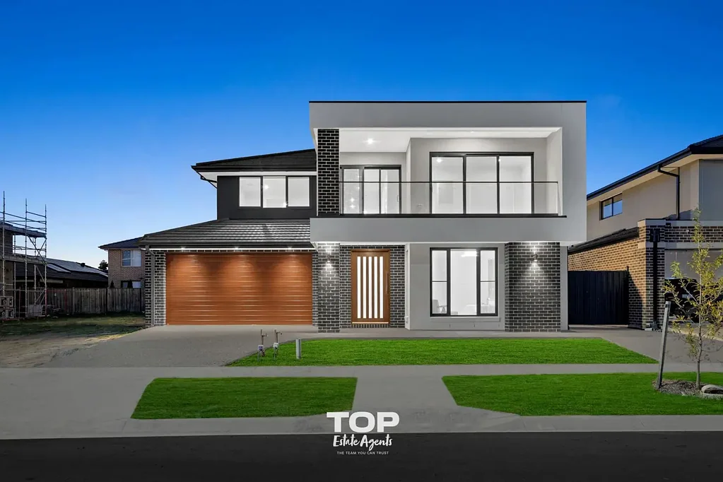 75 Gator Esplanade, Clyde North, VIC 3978
