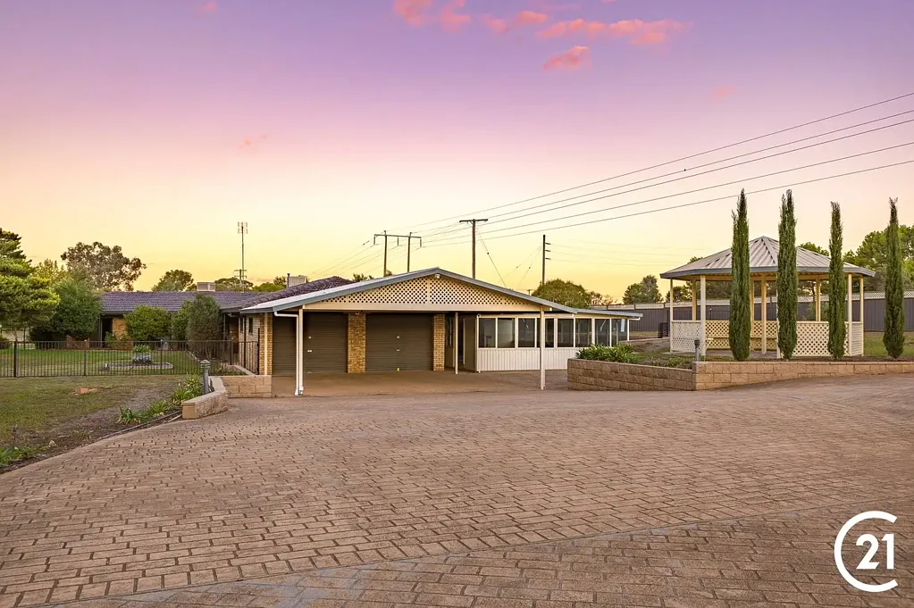 Forbes 5Zimmer For Sale Central West - 6862 1265