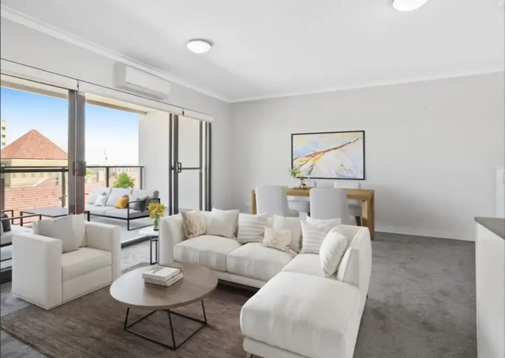 Stylish 1-Bedroom Apartment with Modern Amenities in Prime Location