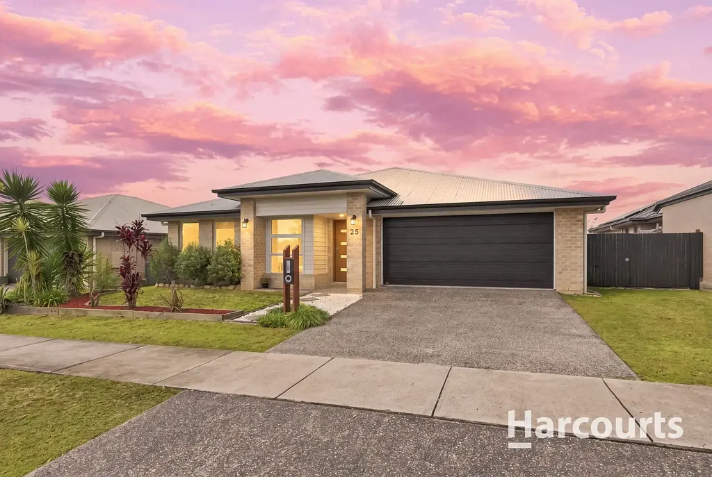 Yarrabilba 4બેડરૂમ Spacious Family Living | Vacant & Ready to Move In
