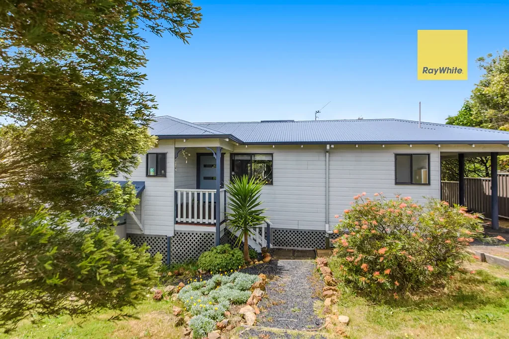 15 Hitchcock Drive, Nannup, WA 6275