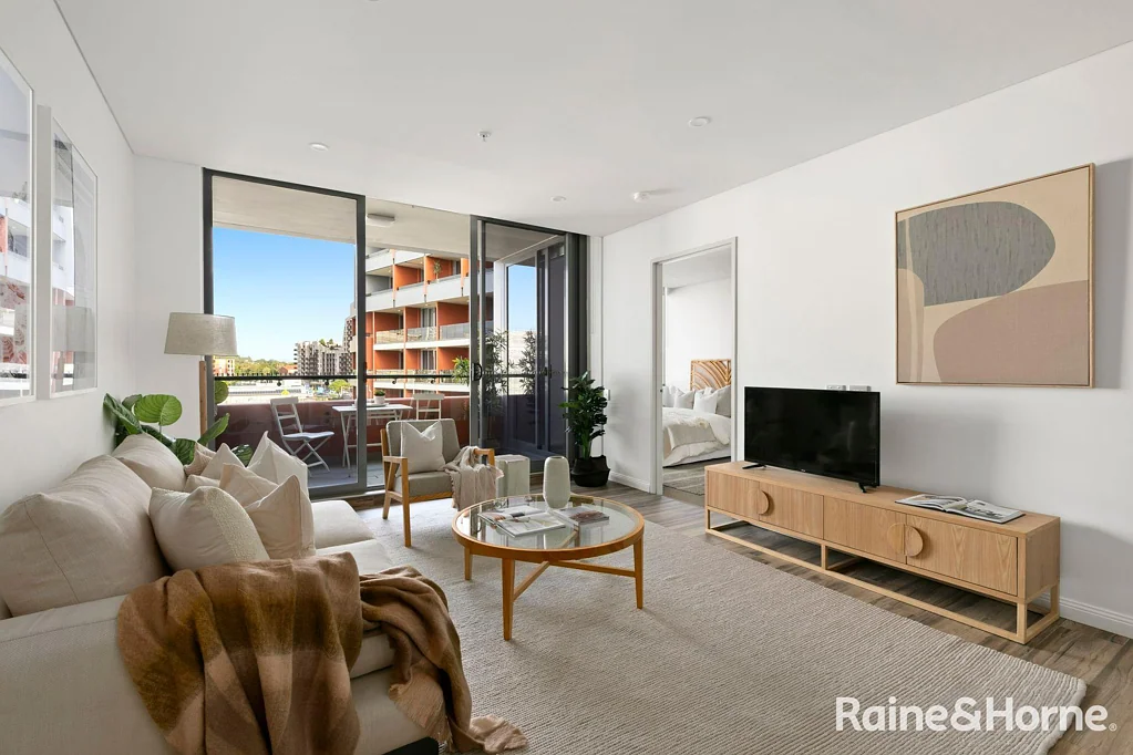 Stunning Modern One Bedroom Apartment with Resort Style Facilities